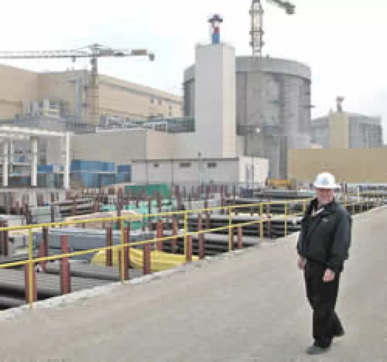 15.000 €, salariul unui italian care lucreaza la Centrala Nucleara