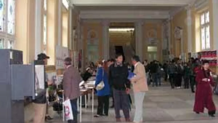 44 de doljeni si-au gasit un loc de munca