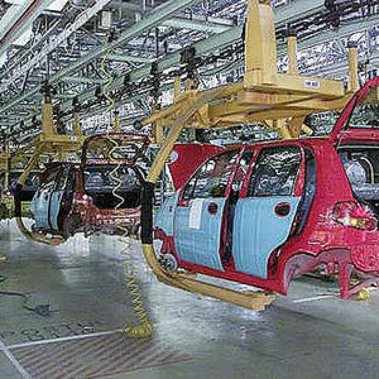 600 de locuri de munca noi la Dacia
