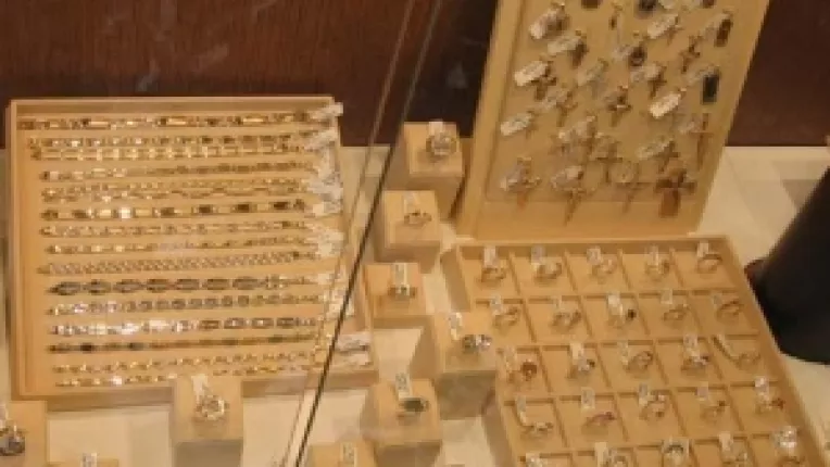  80% din bijuteriile vandute in Romania sunt vandute la negru