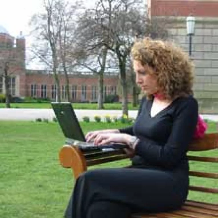 Acces gratuit si nelimitat la Internet fara fir in 200 de locatii din tara