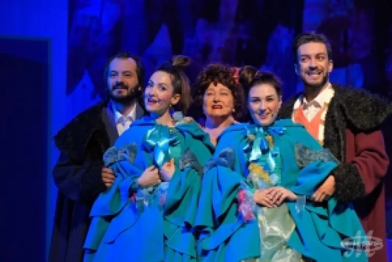 Actrita Stela Popescu, in premiera musicalului Chirita la Iasi, la Palatul National al Copiilor