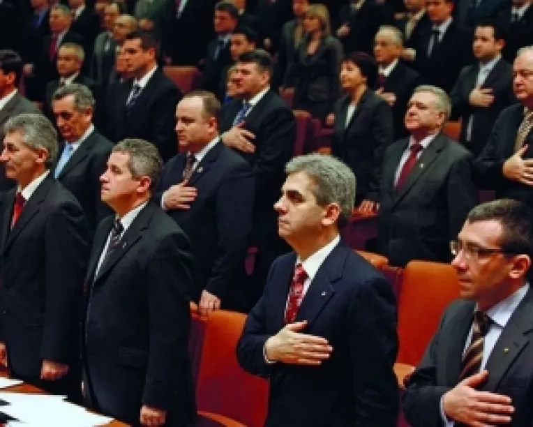 Adrian Nastase: Uninominalul, un experiment esuat. Formule de schimbare a sistemului electoral