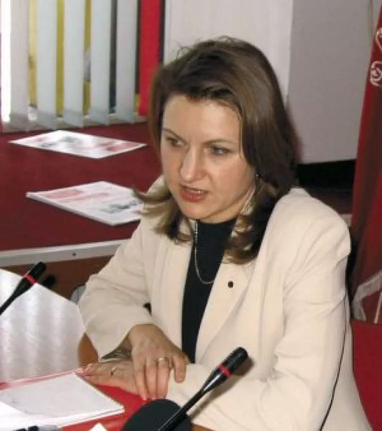Adriana Ticau cere protejarea persoanelor cu handicap