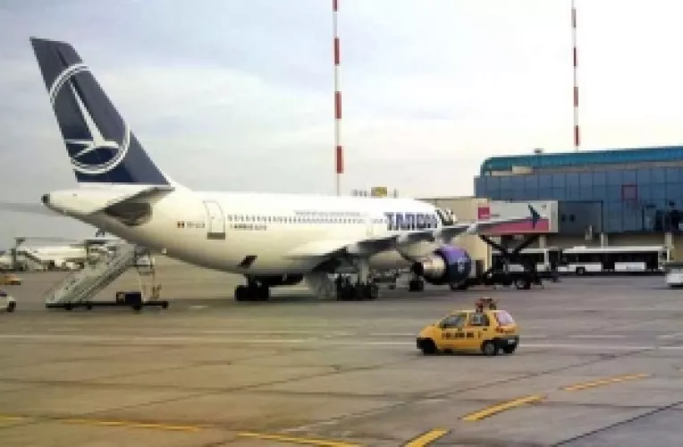 Aeroporturile Otopeni si Baneasa mentin tarifele neschimbate