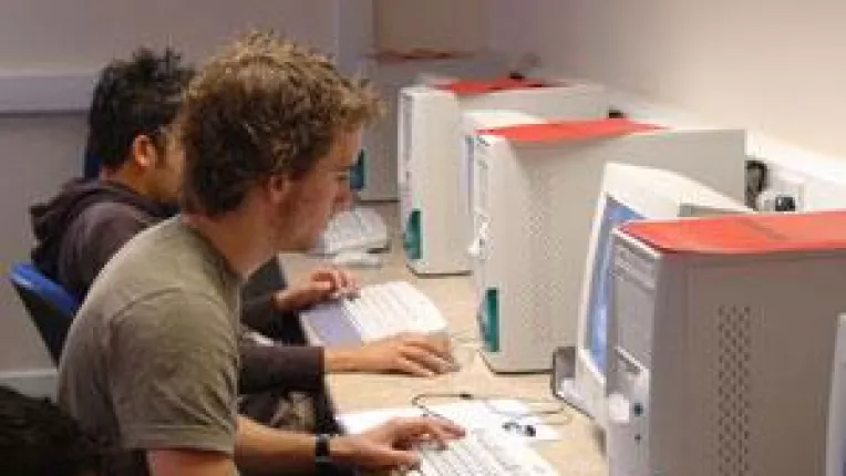 Afacere la cheie cu un singur click