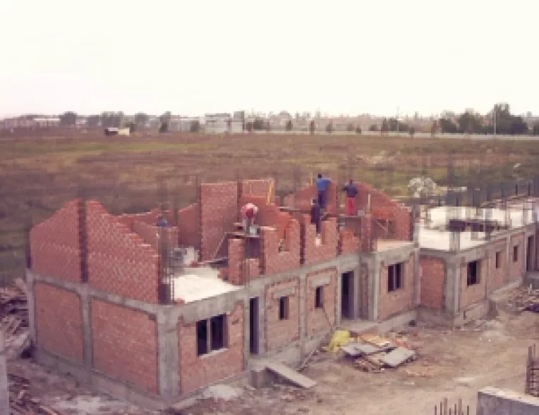 Agricultura pierde teren in fata cartierelor rezidentiale