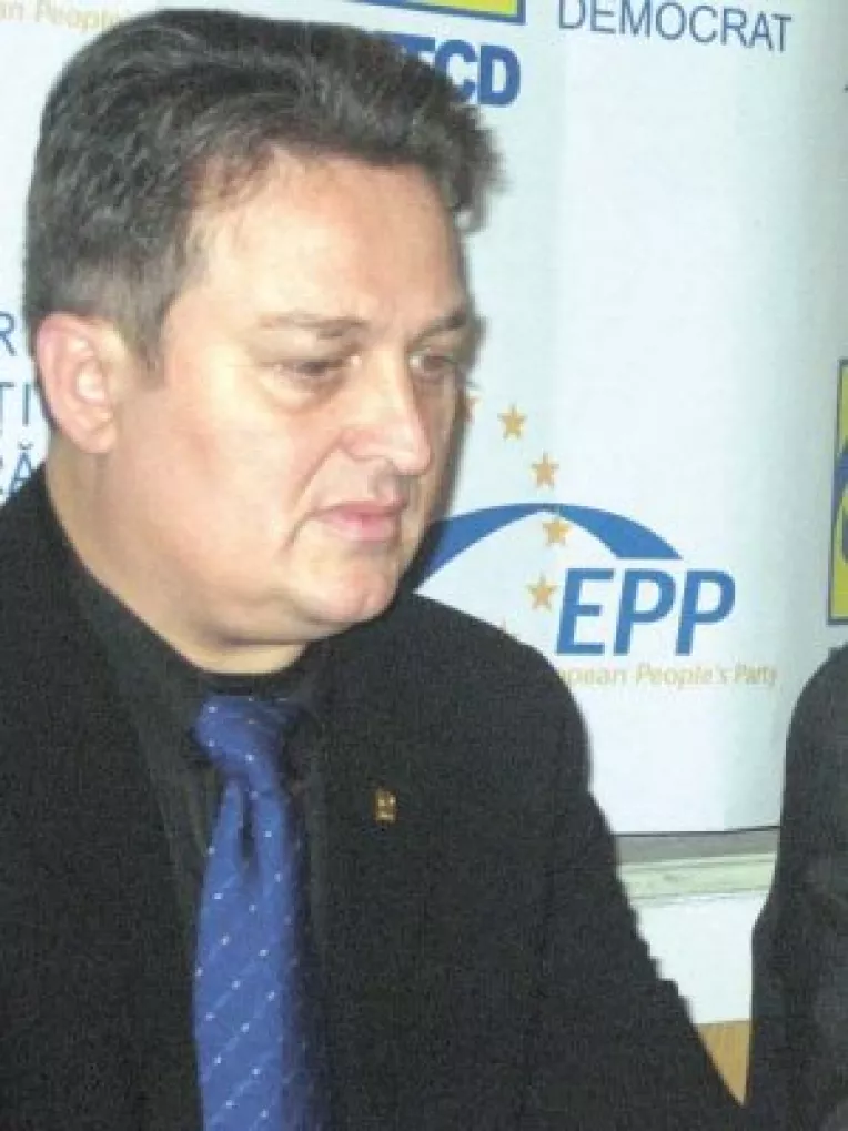 Alianta liberalo-taranista, sub semnul intrebarii