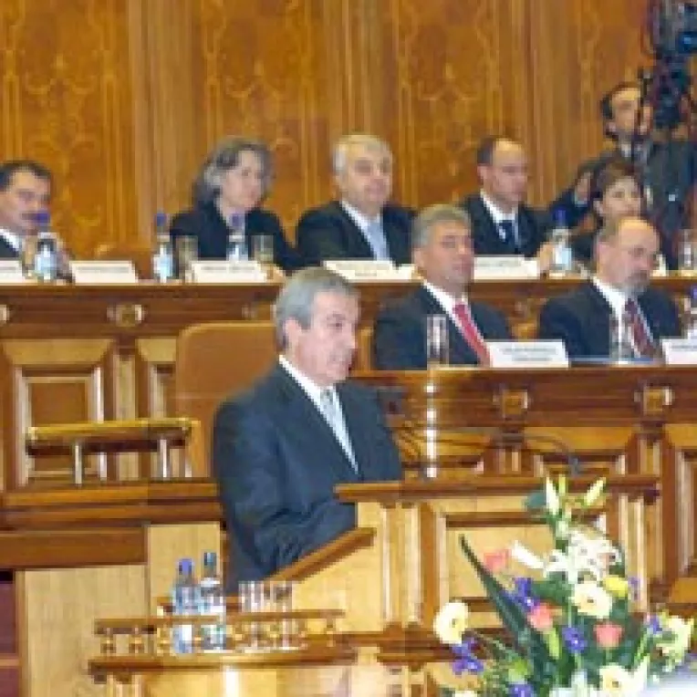 Alianta pune Guvernul sa-si asume raspunderea