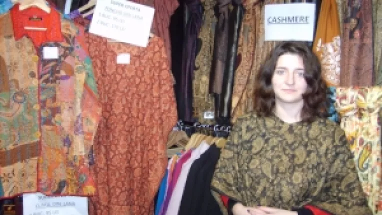 Aman Ralhan: "Haine in stil indian, la Targul Cadourilor de Craciun de la Sala Dalles!"