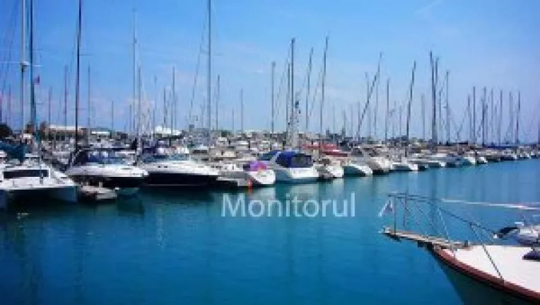 Ambarcatiunile de agrement ale galatenilor, andocate la Braila