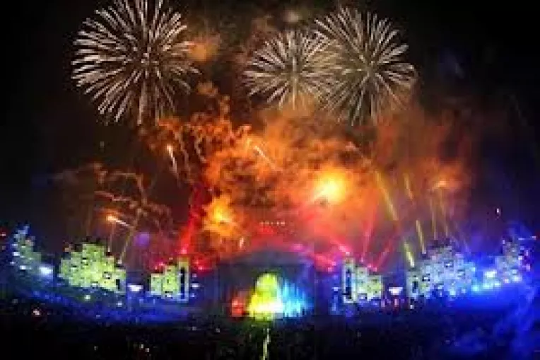 AmosNews - Sorin Oprescu: Focul de artificii din acest an va fi mai mult decat a fost vreodata