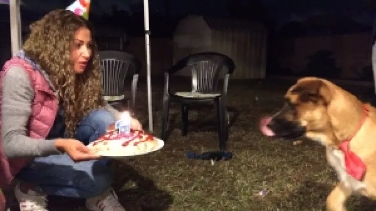 Anamaria Ferentz si-a serbat catelul!