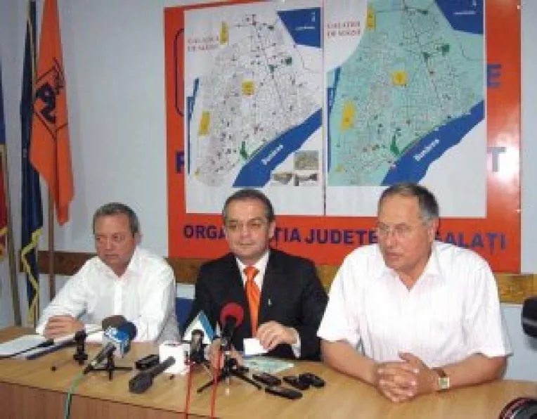 Andrei Lisinschi, incurajat de Emil Boc pentru alegerile de duminica