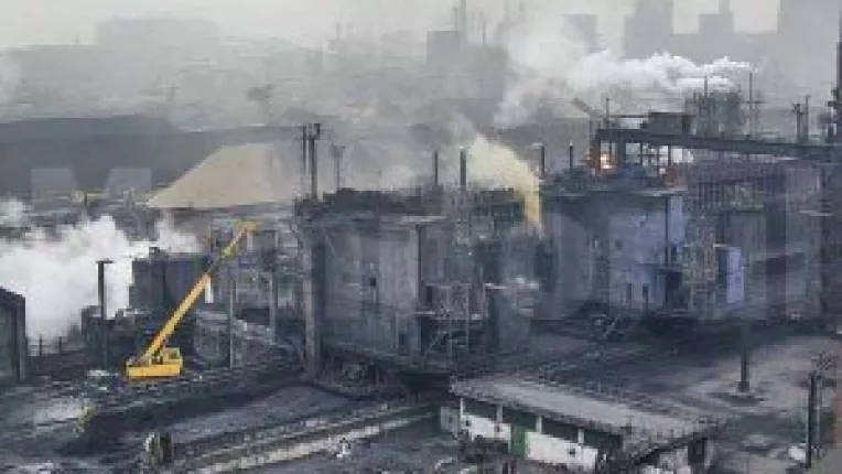 Angajamentele patronului Combinatului