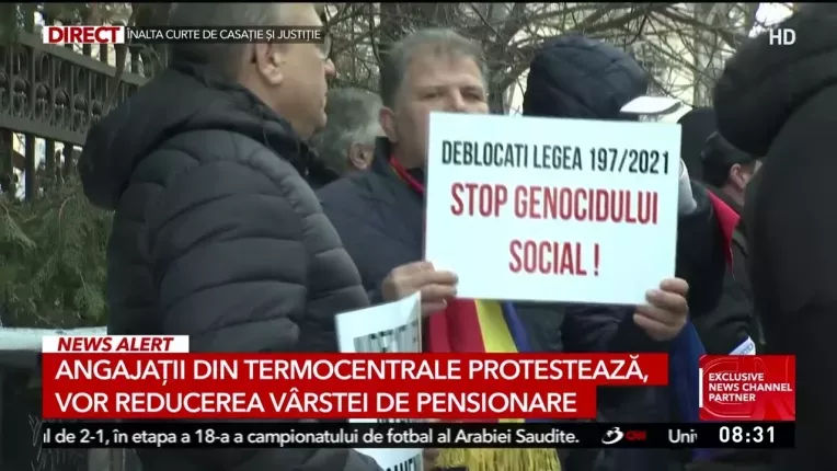Angajatii din termocentrale protesteaza in aceste momente in fata Inaltei Curti de Casatie si Justitie