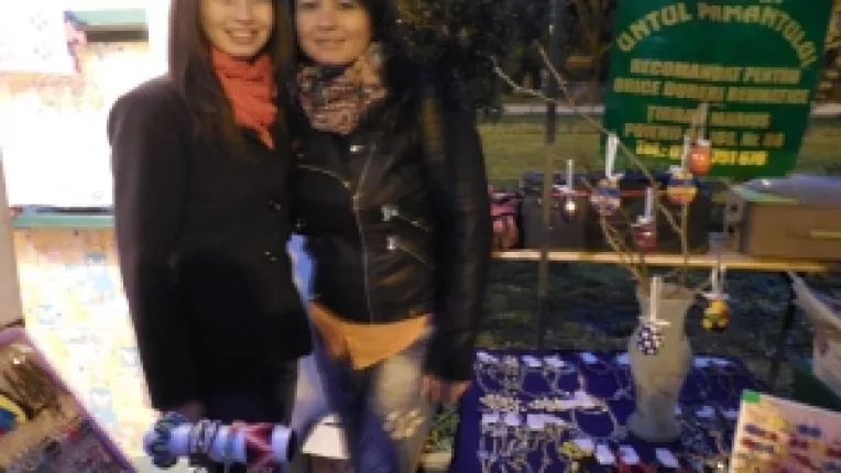 Angela Avram: "Cercei din argint si swarovski!"