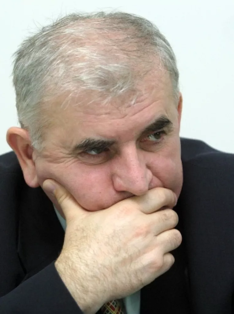 Antonie Iorgovan a fost din nou internat in spital