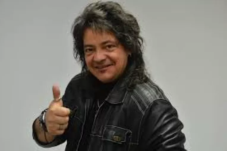 Apel disperat pentru Leo Iorga de la Compact