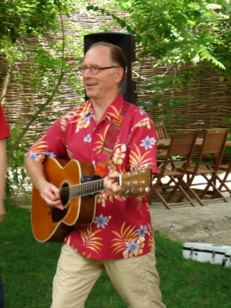 Artistul Red Grammer, nominalizat la premiile Grammy: "Transilvania este urmatoarea destinatie pe care vreau sa o vad!"