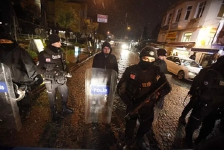 Atentatul comis marti, de o femeie, impotriva Politiei de la Istanbul, a fost revendicat