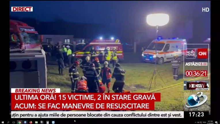 Autocar cu 30 de persoane, izbit de o autocisterna, in Bistrita: 15 victime, planul rosu activat