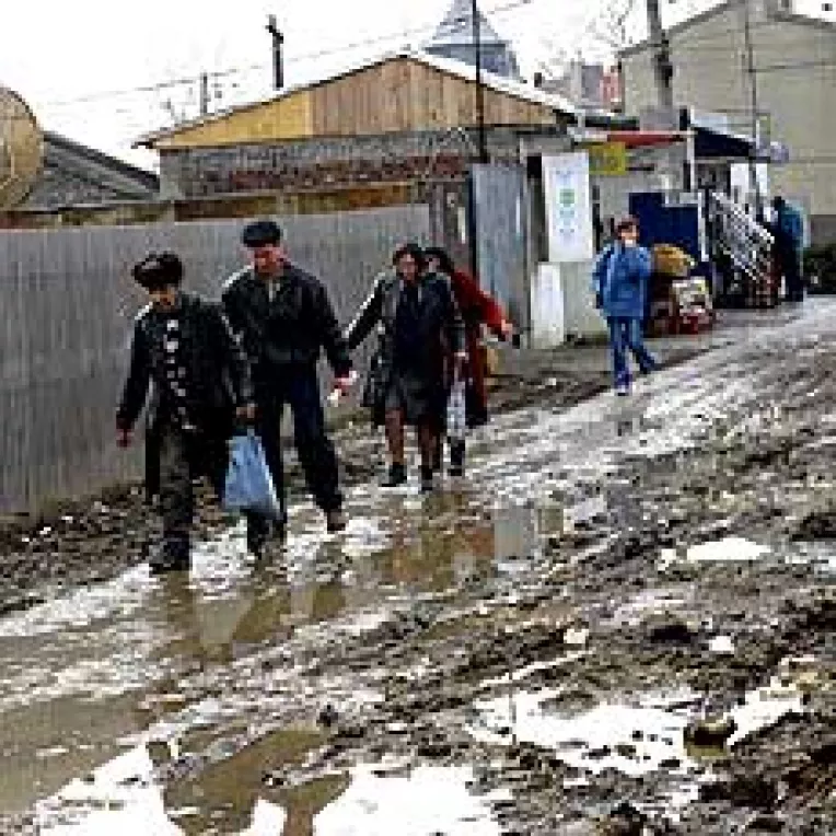 Autoritatile locale trebuie sa investeasca si ele in infrastructura