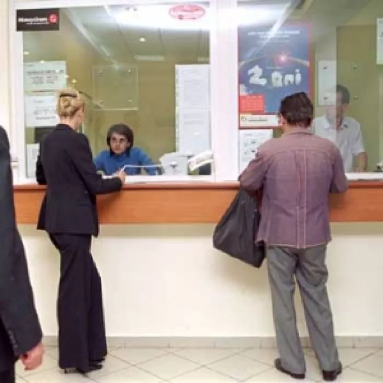 Bancile vor putea acorda credite cu dobanzi fixe pe termen lung