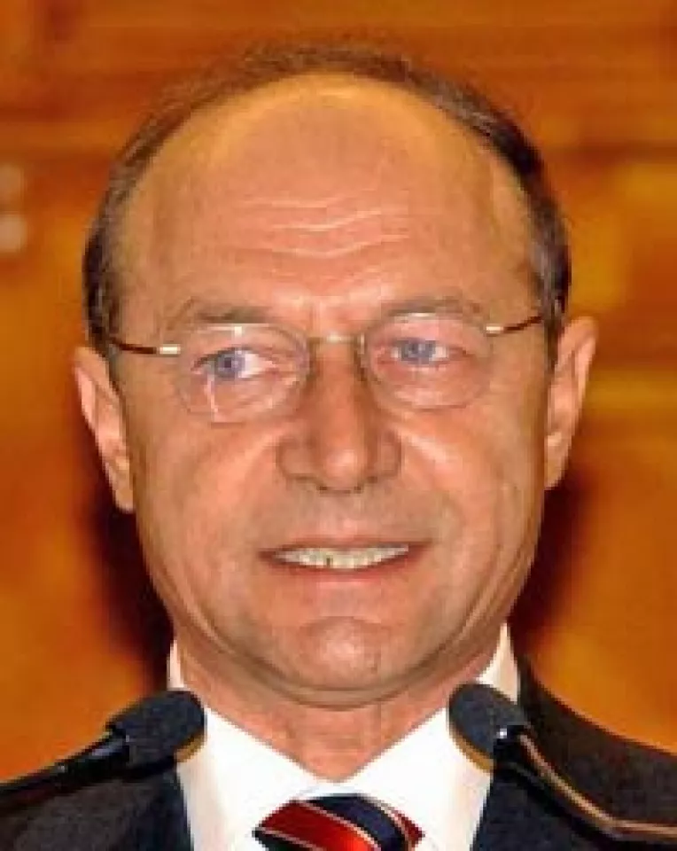 Basescu a pus la zid noul guvern pe care il considera nelegitim