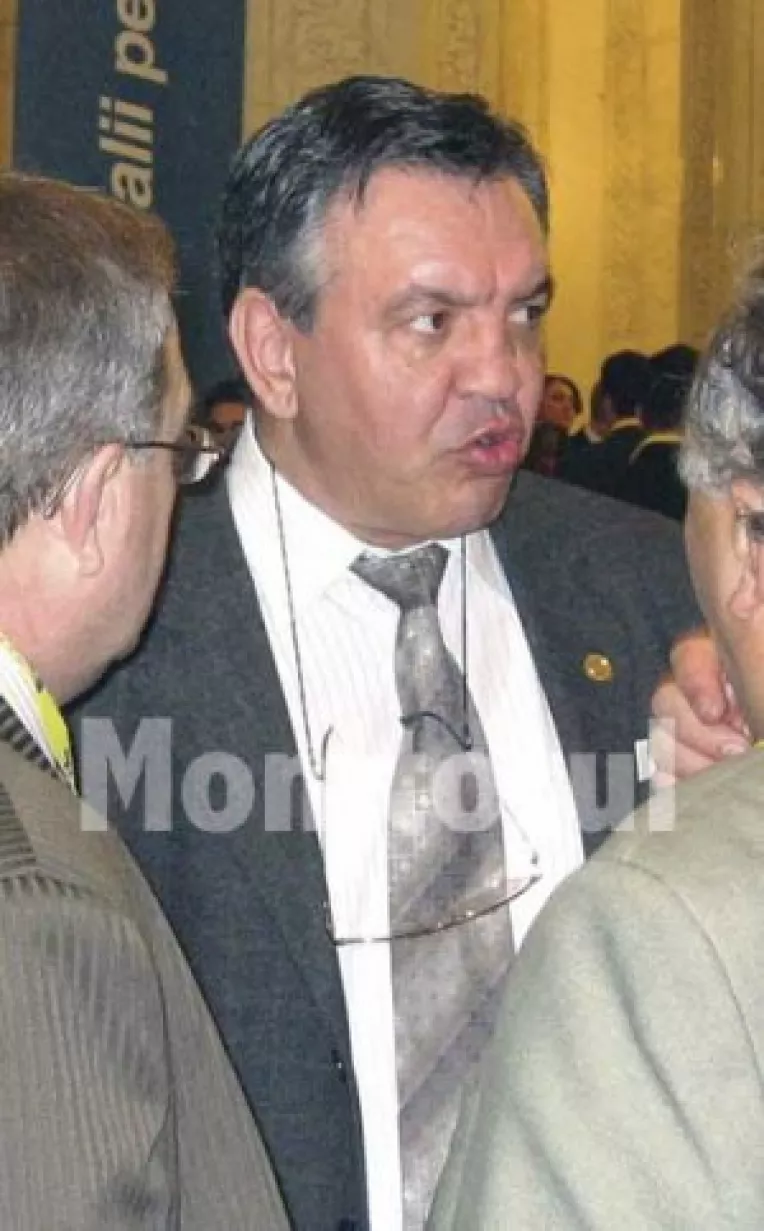 Basescu, dusmanul liberalilor