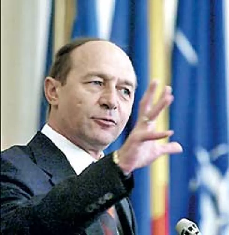 Basescu ia in calcul demisia daca Parlamentul voteaza suspendarea