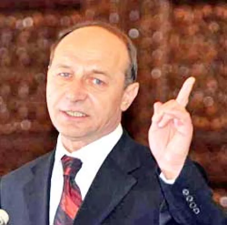 Basescu si Hrebenciuc nu se inteleg in privinta guvernului III