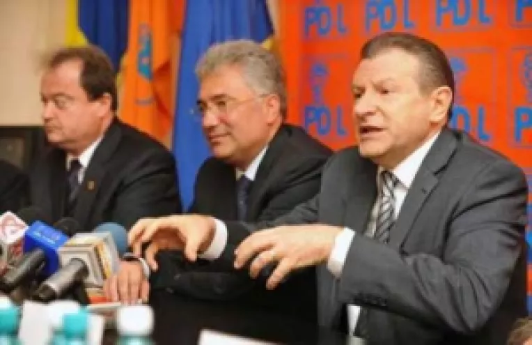 Basescu, trio-ul Blaga-Videanu-Berceanu si esecurile PD-L