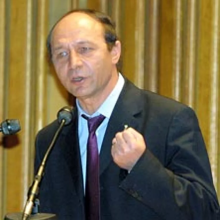 Basescu va interveni daca Alianta intra in derapaj