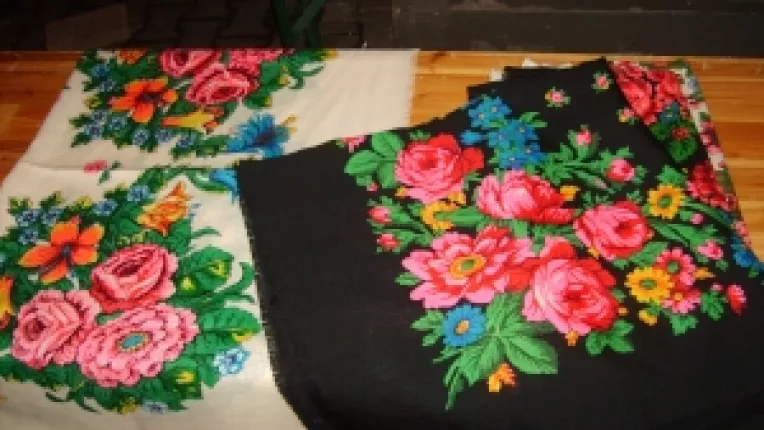 Basmale din Maramures, la standul Anei Anuta