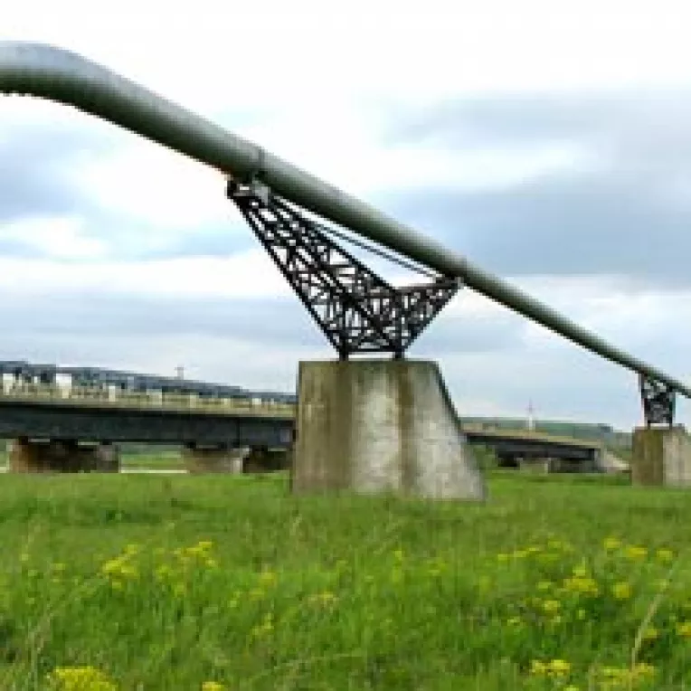 Bataie mare pentru cumpararea Romgaz