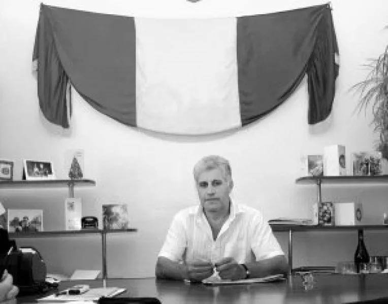 Birocratia, un obstacol in calea investitiilor in comuna Barcea