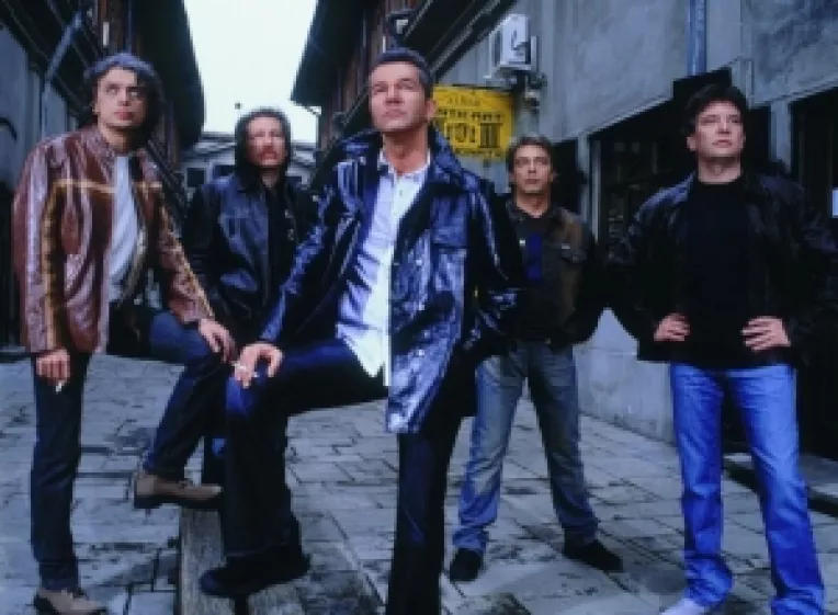 Blestemul celor mai tari trupe rock din Romania (3) : HOLOGRAF