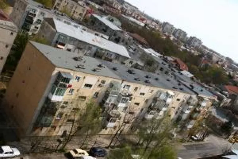 Blocaj pe piata imobiliara