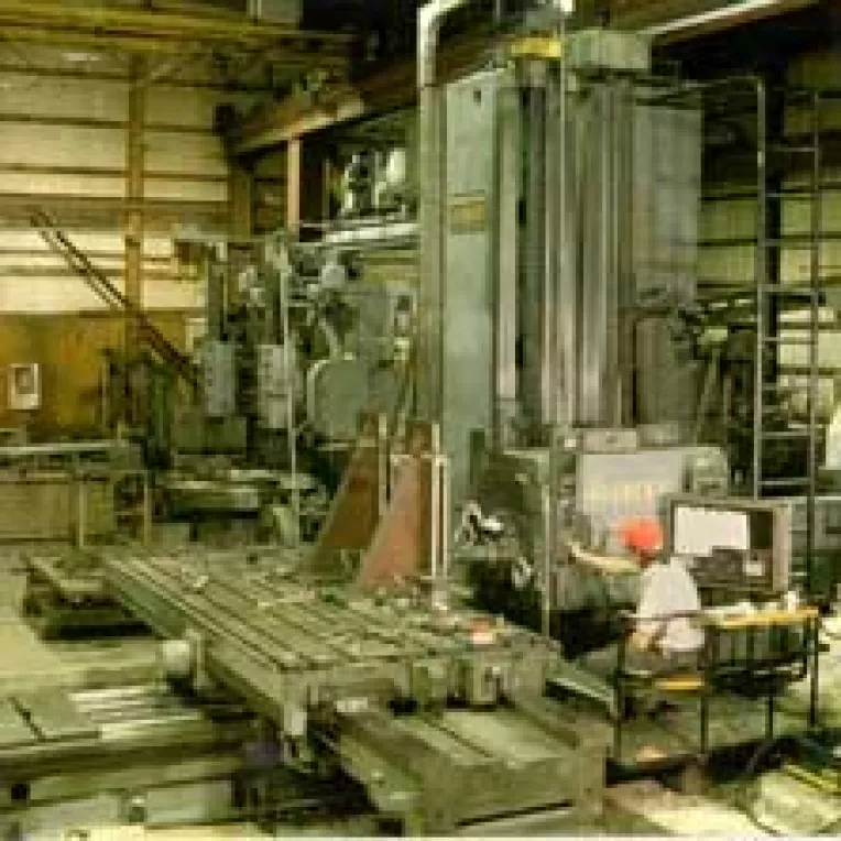 BNR: Investitiile straine directe la zece luni, in scadere cu 24%