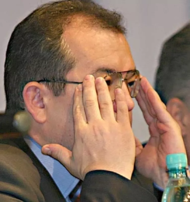 Boc: Guvernul Tariceanu a fost salvat de Iliescu