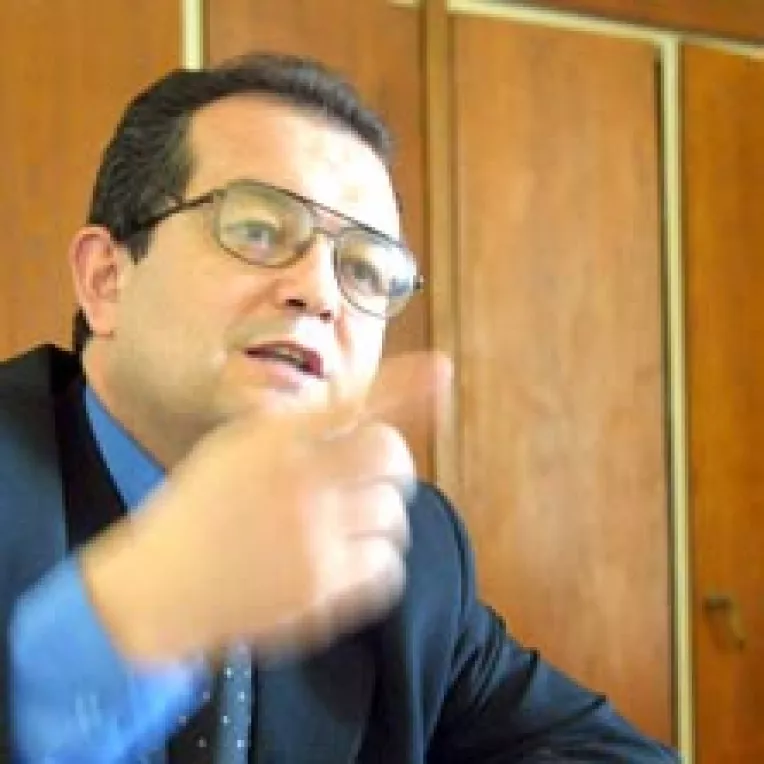 Boc retrage proiectul de lege privind reducerea alocatiilor pentru mame