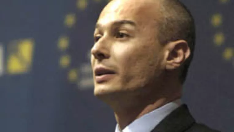 Bogdan Oteanu: supravegherea votului e o dovada a neincrederii lui Basescu in parlamentarii PSD