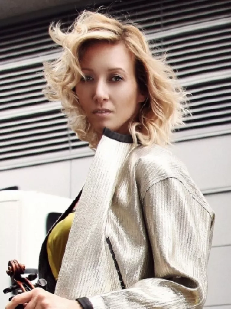 Brahms, cu violonista Patrycja Piekutowska, in deschiderea stagiunii ONR