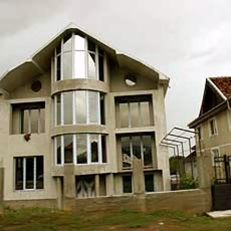 Bucurestenii se uita spre locuintele din sudul Capitalei