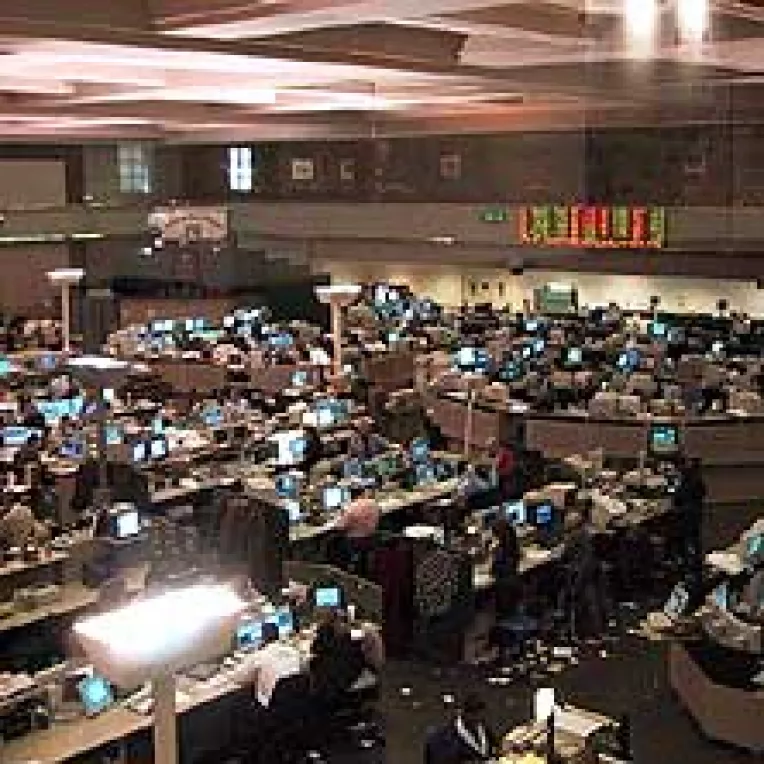 Bursa din Londra poate cota si IMM-urile noastre