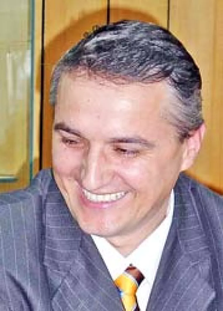 Calapod: "Colectarea darilor, in crestere cu 25% in 2005 fata de 2004"