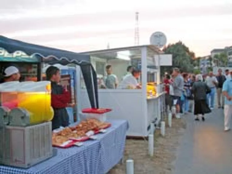 Callatis, inghesuit de tonete si porumb fiert