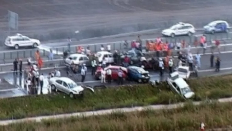 Carambol pe autostrada