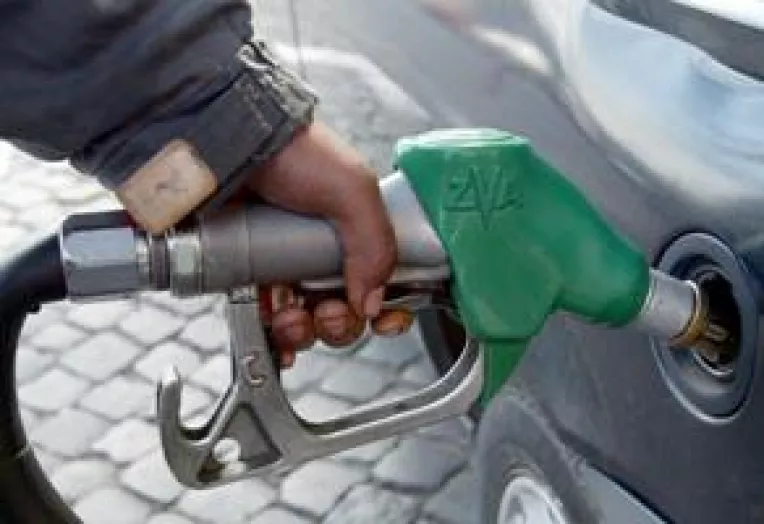 Carburanti mai scumpi la Rompetrol
